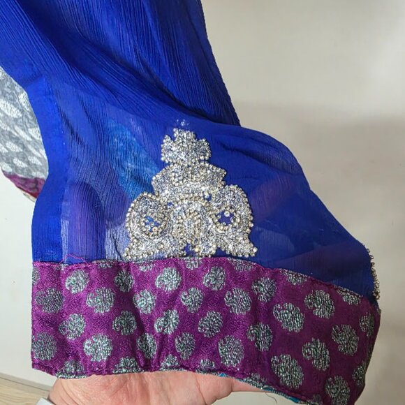 Long Dress Pakistani / Indian Suit Small - Picture 5 of 6